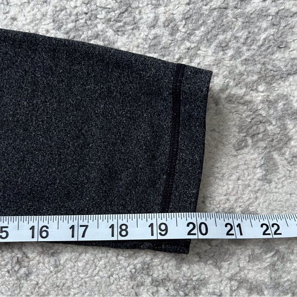 Lululemon Astro Crop Wunder Under Pant Grey Purple Running Yoga Workout Size 4 - Picture 6 of 8